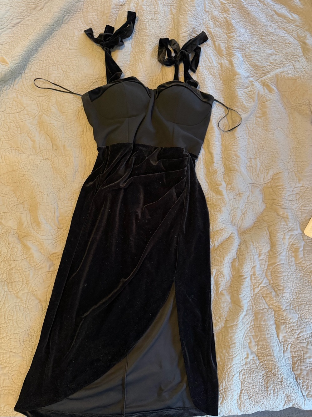 Express Black Velvet Tie-Shoulder Midi Dress-